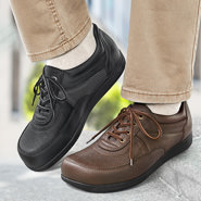 Dansko tennis shop
