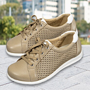 Chaussures de confort Helvesko : mod�le Wilke, beige